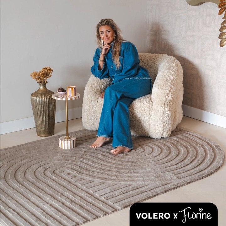 Volero x Florine vloerkleed - Flowy Wavy Taupe